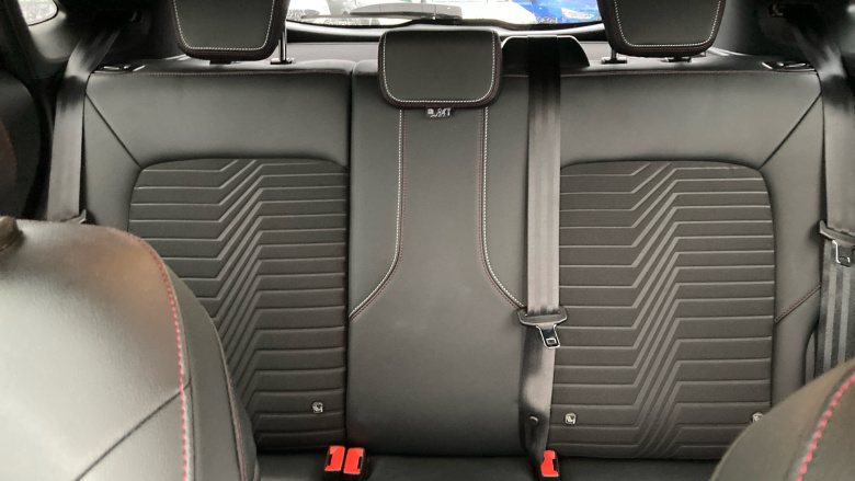 Ford Puma 1.0 EcoBoost Hybrid mHEV Vivid Ruby Edition 5dr Petrol Hatchback